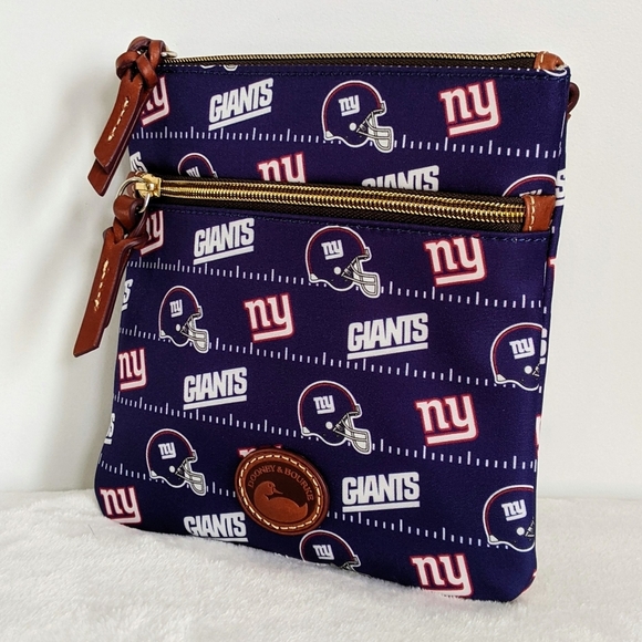 Dooney & Bourke NY Giants Licensed NFL Nylon Double Zip Crossbody Blue Red NWT - Picture 8 of 16